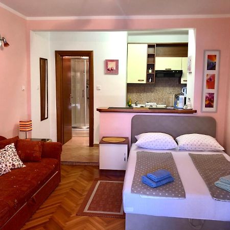 Studio Apartman Sanja Zlobin Eksteriør bilde